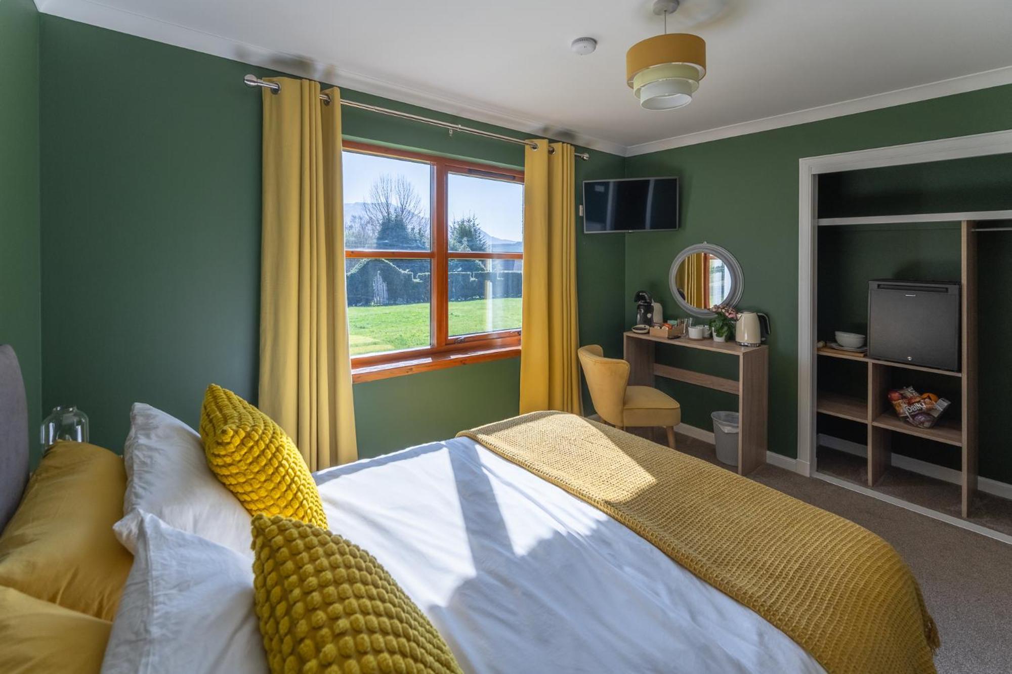 Mizpah Bed & Breakfast Near Ben Nevis Highlands Roybridge Exteriör bild